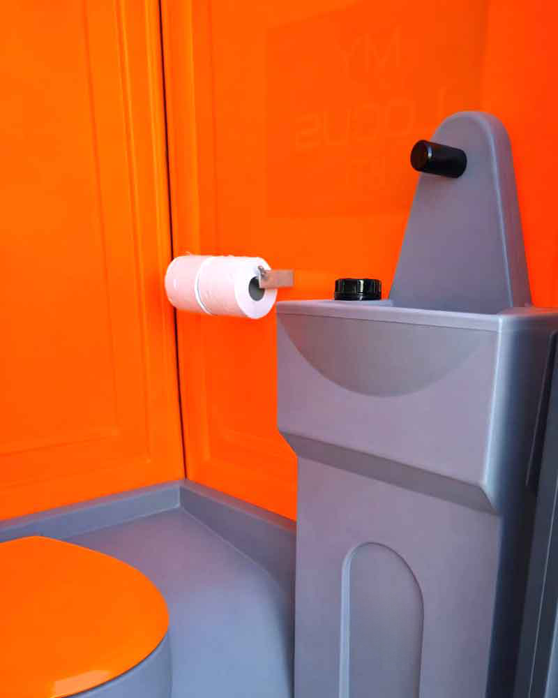 mobile-toilette-fuer-event-3-mylocus